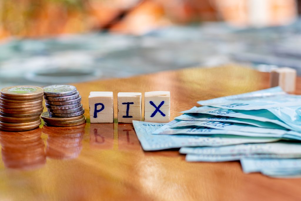 PIX de R$ 100 MIL para quem coloca CPF na nota? Descubra essa oportunidade incrível!