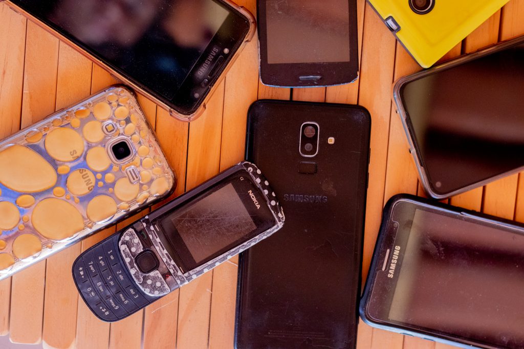 Seu celular antigo pode valer uma fortuna! Descubra os modelos mais cobiçados por colecionadores