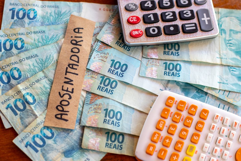 Quando Vou Me Aposentar? Simule Seu Tempo de Contribuição