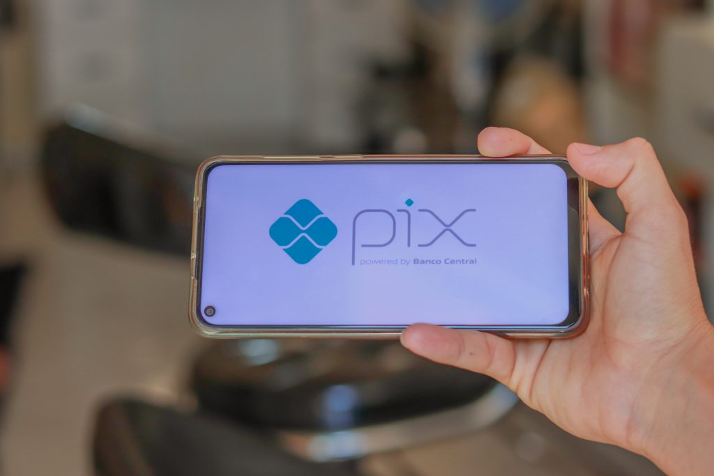 Pix por Aproximação Já Está Disponível: Como Funciona e Quais São os Benefícios
