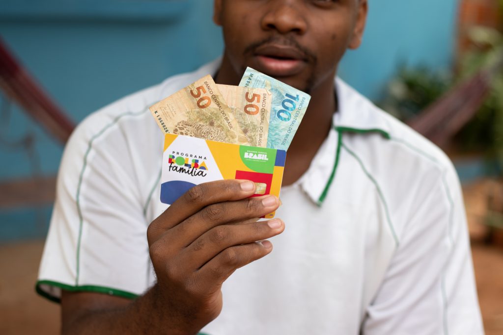 BOLSA FAMÍLIA DE MARÇO: Confira quem recebe primeiro e quando o pagamento será realizado