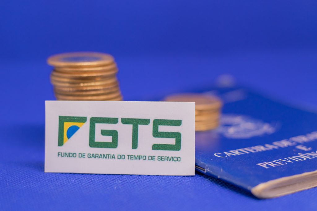 Saiba por que milhões de trabalhadores não podem sacar o valor total do FGTS