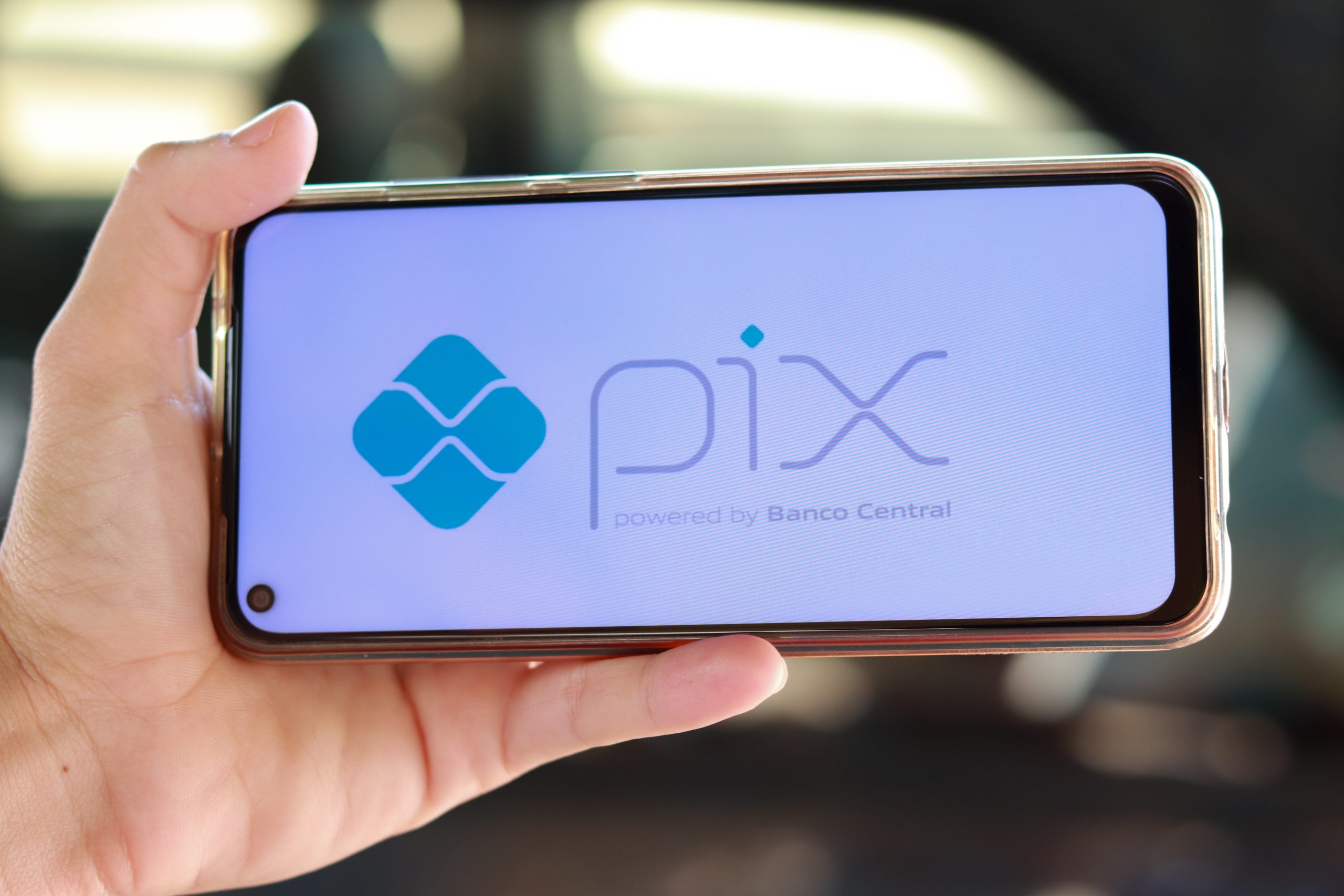 O PIX pode parar de funcionar para você! Veja como evitar esse problema