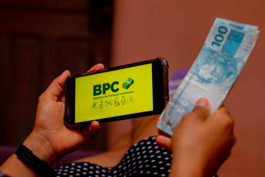 BPC: Como Evitar o Bloqueio do Benefício?
