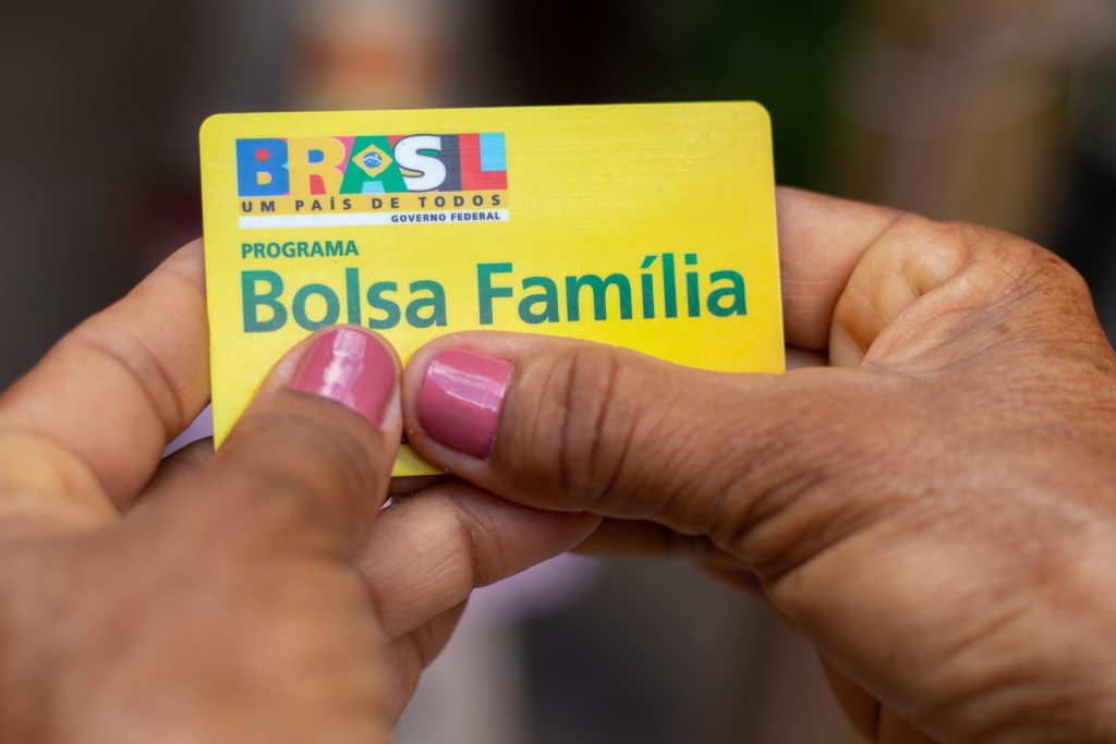 Bolsa Família, Auxílio-Gás e BPC: Mudanças em 2025 e Seus Impactos