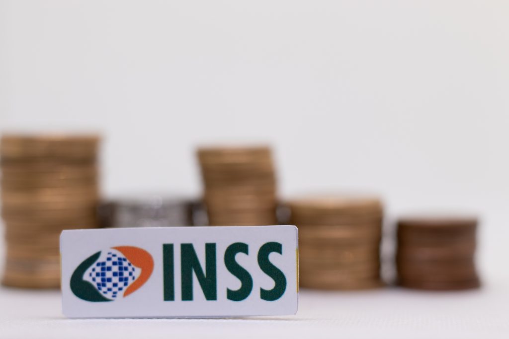 INSS Cancela Mais da Metade dos Benefícios de Auxílio-Doença
