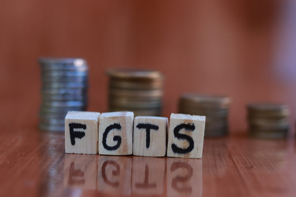 Governo Autoriza Saque Total do FGTS para Milhões de Trabalhadores