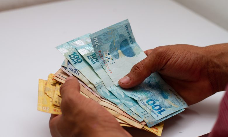 Receba R$ 2.000 ao Concluir o Ensino Médio com o Cartão Escola 10