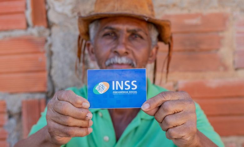 Antecipação do 13º do INSS: Benefícios e Informações Importantes
