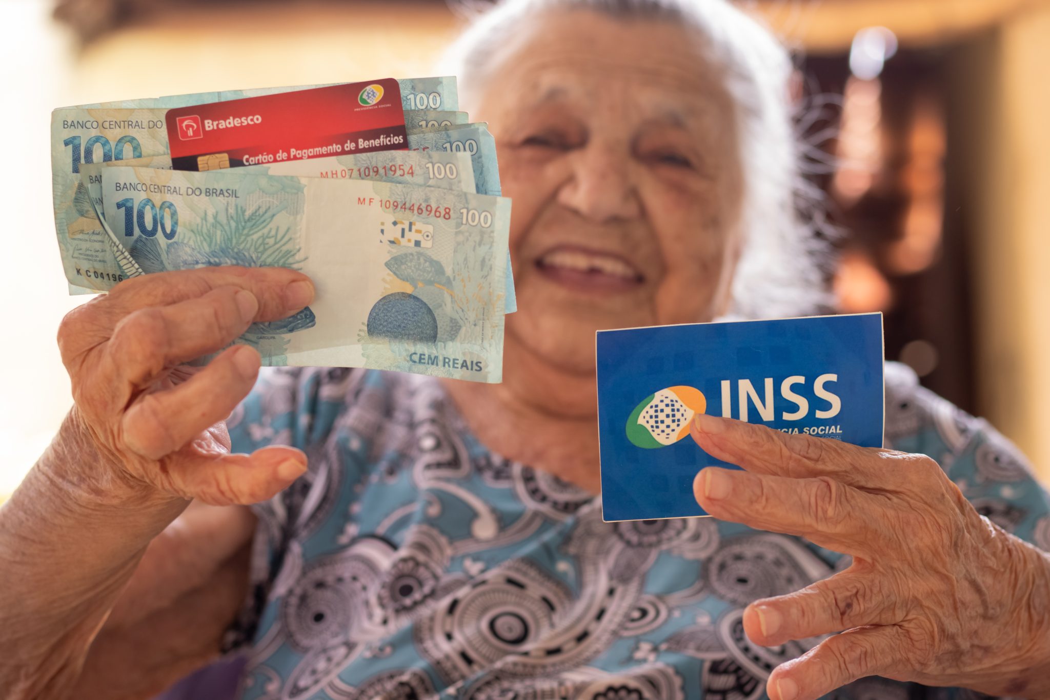 Antecipação do 13° do INSS: Como Resgatar Benefício em Dobro!