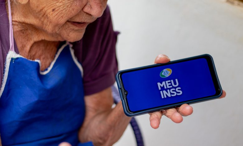 Falhas no Sistema do INSS Afetam Benefícios de Milhões