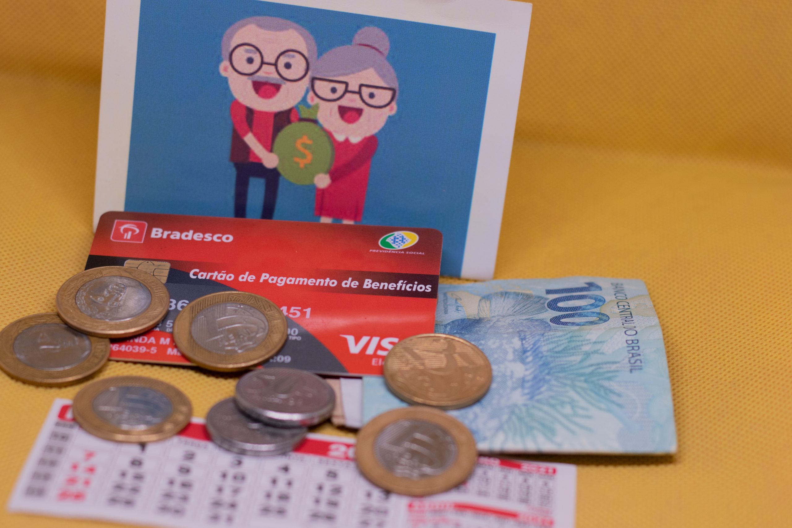 Segurados do INSS Vão Receber MENOS? Entenda a Revisão dos Pagamentos!