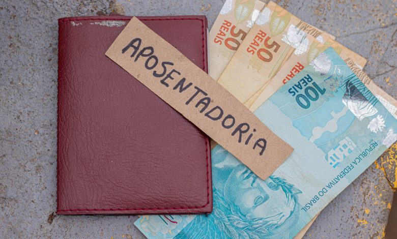 INSS: Aposentadoria Antecipada para Mulheres aos 55 Anos