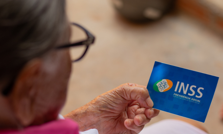 Aposentados INSS: Como Contestá-los Descontos Indevidos