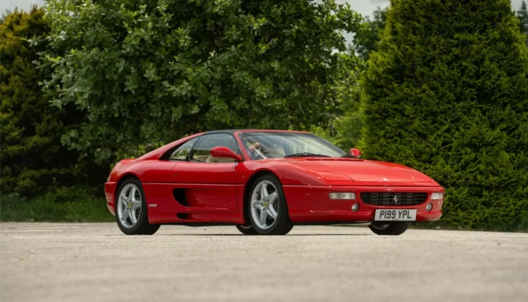 Ferrari F355 GTS de Jeremy Clarkson vai a leilão no Reino Unido