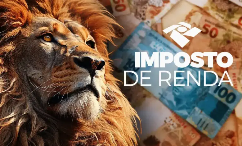 Leão de juba dourada com logotipo da Receita Federal e texto "Imposto de Renda" sobre cédulas de 50 e 100 reais.