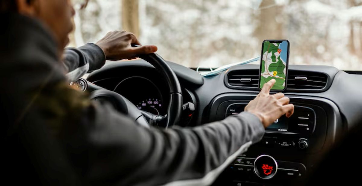 Motoristas de Uber e 99 com nome sujo poderão se cadastrar no Move Brasil, mas aprovação dependerá de análise de crédito bancária